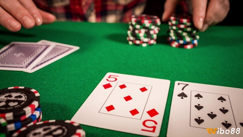 Hiểu rõ vai trò và thuật ngữ dành cho cả dealer và người chơi giúp bạn chủ động hơn trong từng ván xì dách.